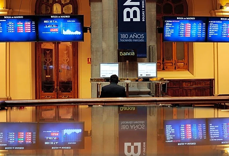 Global markets surge as Iran says Strait of Hormuz open during ceasefire