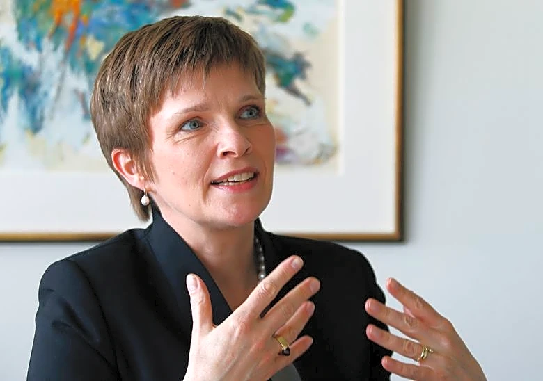 Geopolitical stress not yet reflected in euro zone bank earnings, supervisor says