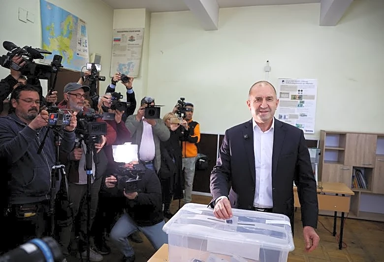 Bulgaria's pro-Russian former president takes strong lead in election, exit polls show