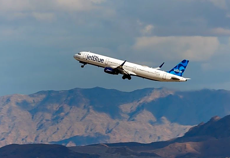 JetBlue CEO rules out bankruptcy this year despite surging fuel costs amid Iran war