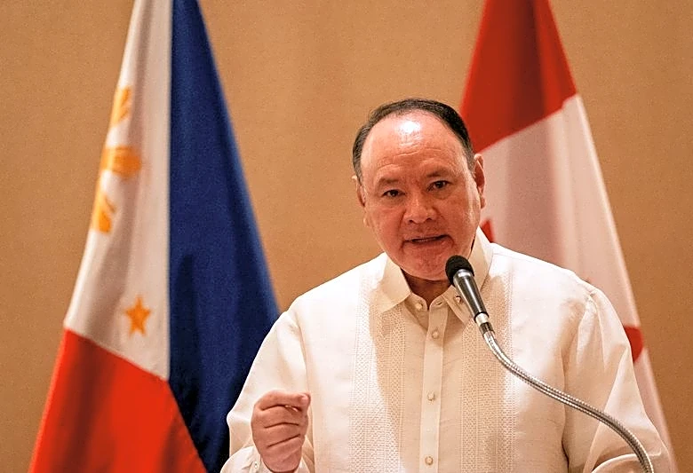 Philippines says US access to bases limited by land issues