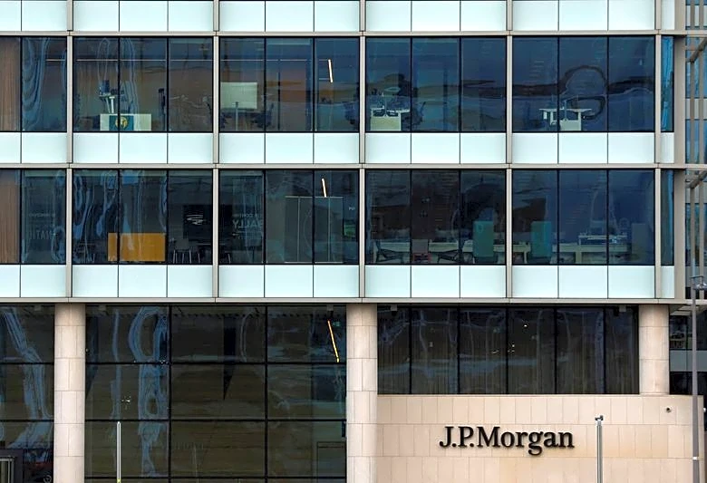 J.P. Morgan lifts S&P 500 year-end target to 7,600 on AI-driven earnings