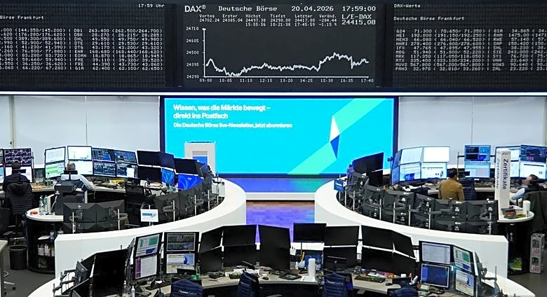European shares edge higher as Mideast peace talks keep investor hopes alive