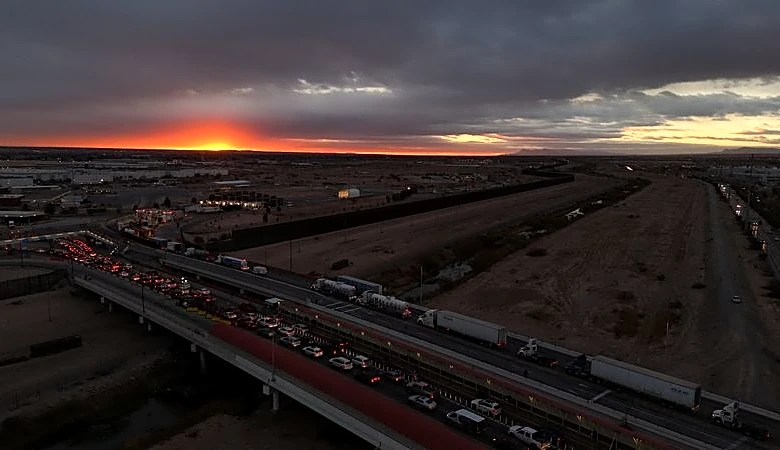 Exclusive-US trade rep tells Mexican companies Trump tariffs here to stay, sources say