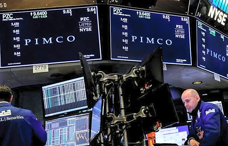 Despite stresses, private credit funds lure money