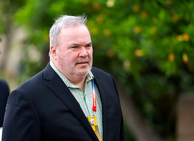 Mike McCarthy: Steelers 'comfortable' giving Aaron Rodgers space to make decision