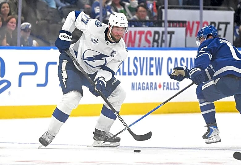 Lightning coach: Victor Hedman 'doubtful' to play in first round