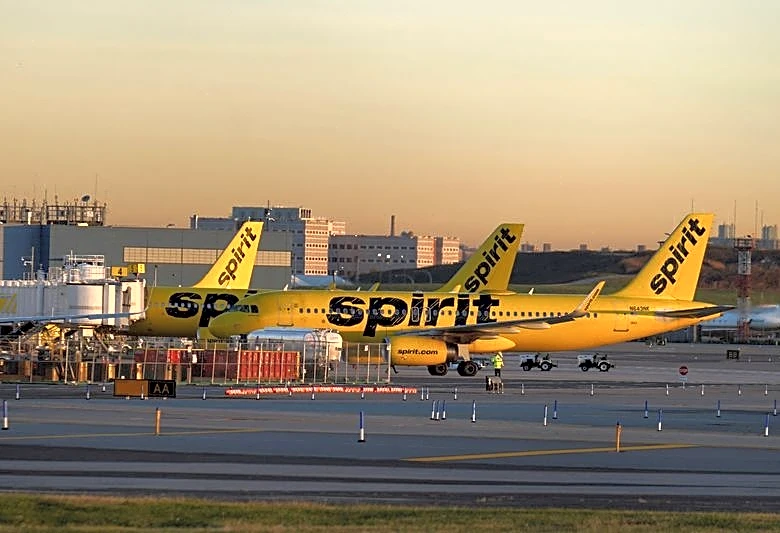 Saving Spirit Airlines possibly puts 'good money after bad', Transportation head Duffy says