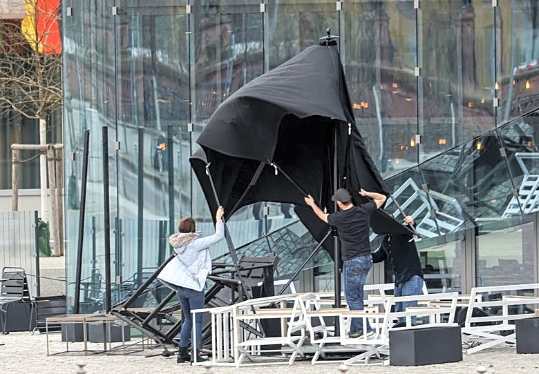 German private sector contracts for first time in nearly a year, PMI shows