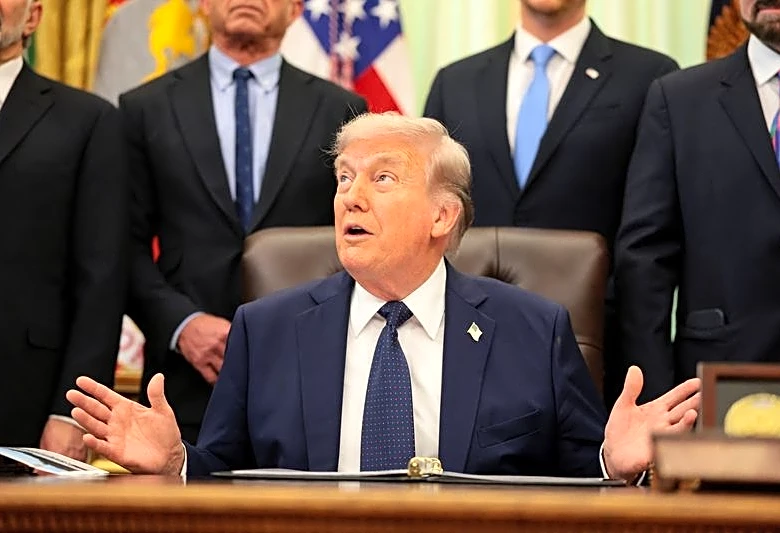 Trump to tap government contracting expert to head TSA, sources say