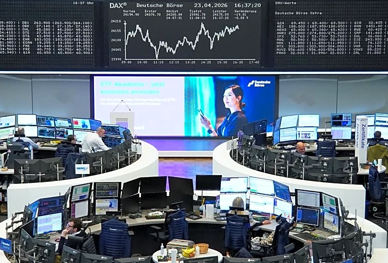 Morning Bid: Iran flaunts its grip, investors cower