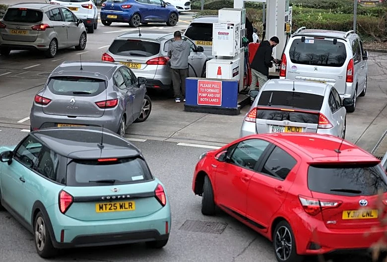 UK motorists' fuel dash as Iran war began boosts retail sales