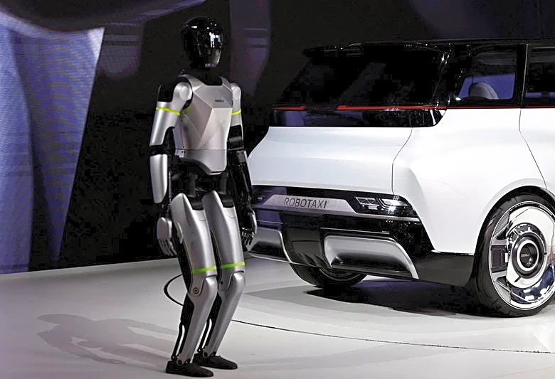 Geely's Caocao to deploy thousands of fully customised robotaxis in 2027