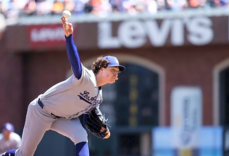 MLB roundup: Dodgers blank Giants on 1 hit to avoid series sweep