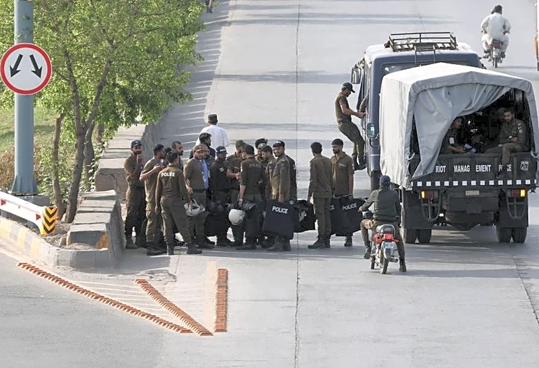 No US-Iran peace talks in sight, but Islamabad maintains security lockdown