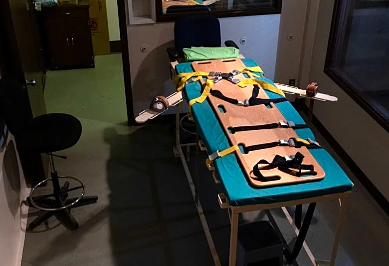 US should use firing squads, electrocution as execution methods, Justice Department says