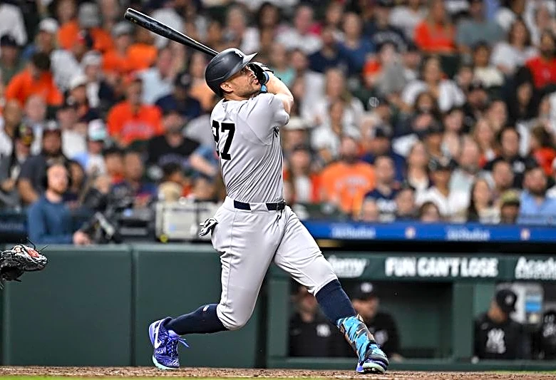 Yankees' Giancarlo Stanton (calf) considered day-to-day