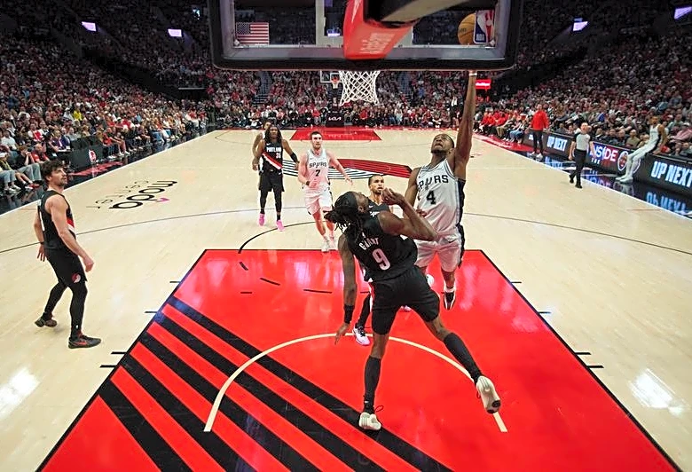 NBA roundup: Spurs storm past Blazers in Victor Wembanyama's return