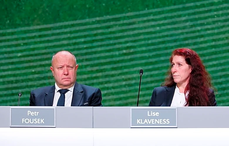 Soccer-Norwegian FA chief Klaveness calls on FIFA to abolish peace prize