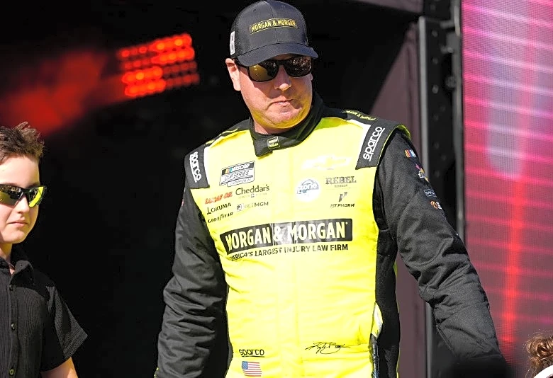 Kyle Busch gets new crew chief after just 10 races