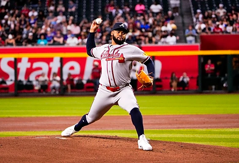 Braves' Reynaldo Lopez a reliever 'for now' to work on delivery flaw