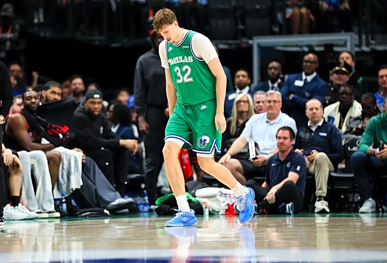 Mavs' Cooper Flagg narrowly wins ROY over Kon Knueppel