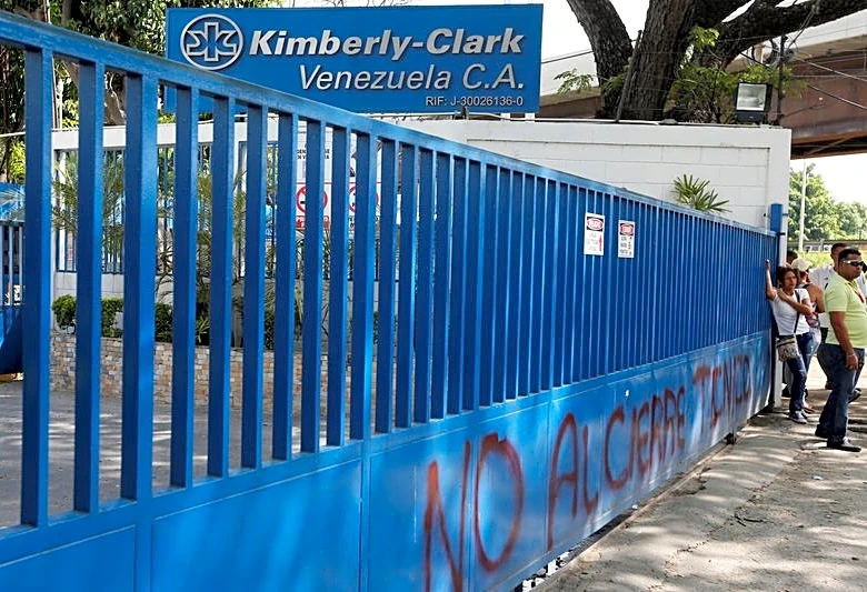 Kimberly-Clark sticks to 2026 outlook, beats sales estimates on steady demand