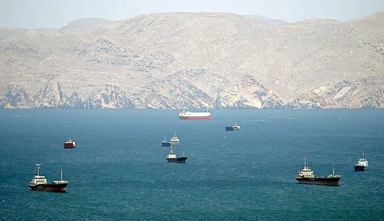 Spot crude premiums ease from record highs despite Hormuz closure