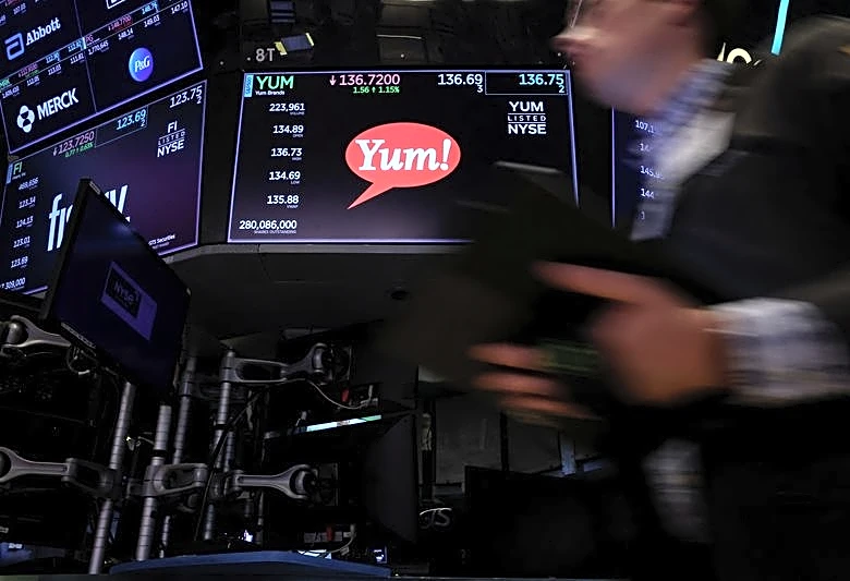 Taco Bell-parent Yum tops quarterly estimates as value deals fuel demand