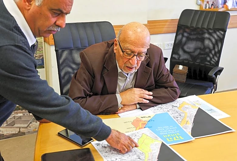 Israeli maps outline expanded zone of military control in Gaza