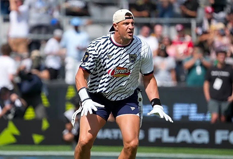 Fans vote TE Rob Gronkowski into Patriots' Hall of Fame
