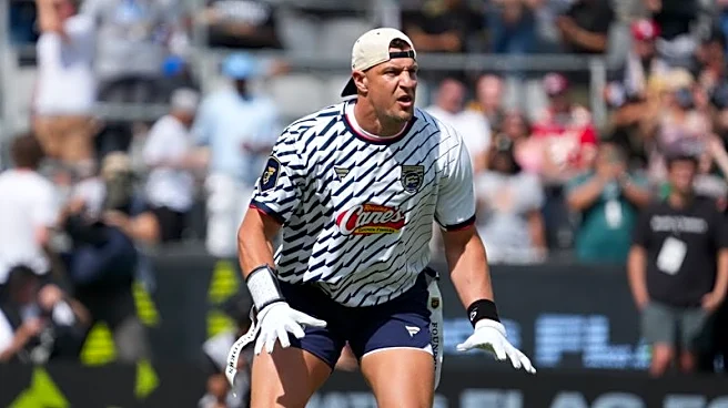 Fans vote TE Rob Gronkowski into Patriots' Hall of Fame