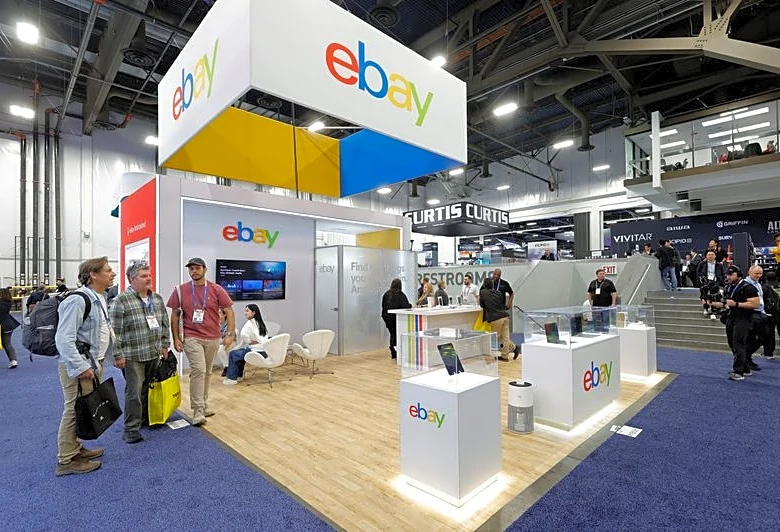 EBay forecasts quarterly revenue above estimates on steady demand