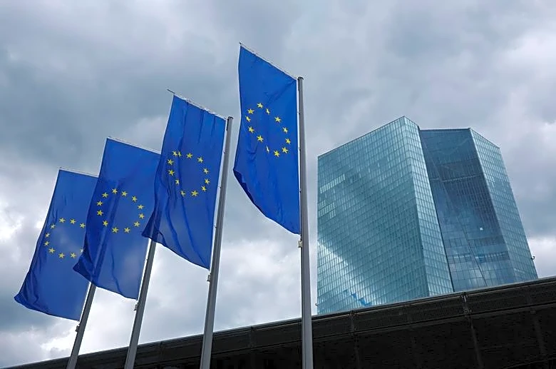 Central bank hawks spook bonds, tech untroubled