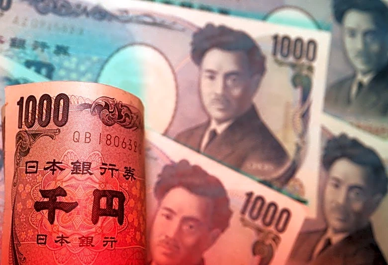 Japan yen surges 2%; officials issue strongest intervention warning yet