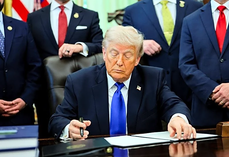 Trump signs order authorizing pipeline project partially reviving Keystone XL line