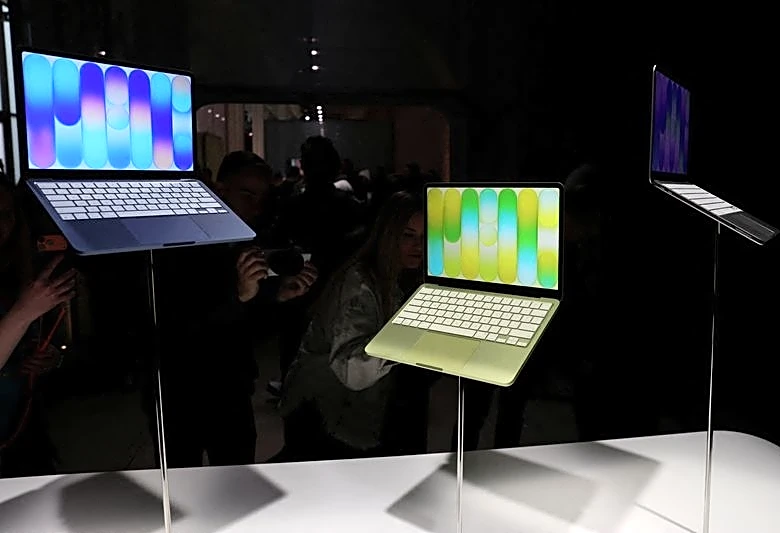 Apple sales beat expectations powered by Mac, but iPhone hits supply constraints