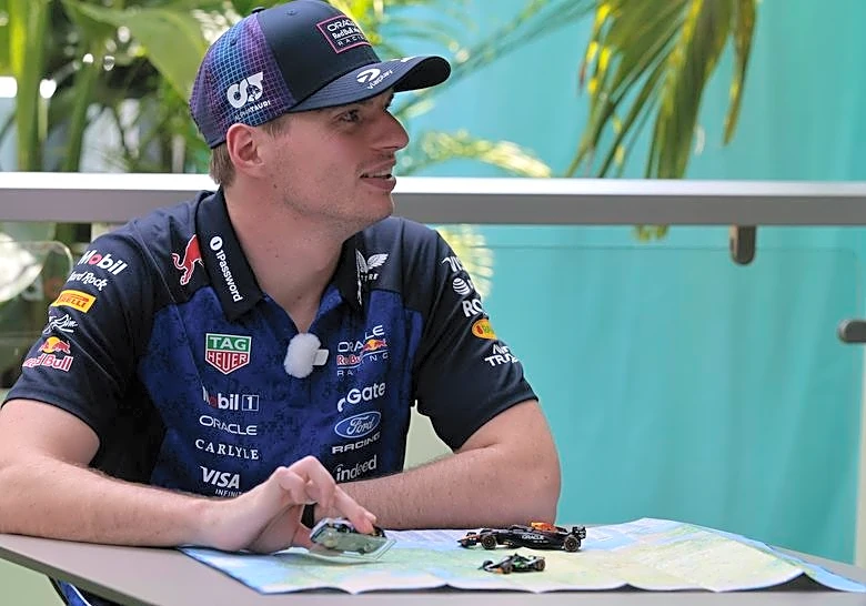 Motor racing-Verstappen taking his time on F1 future, says rule tweaks only a tickle