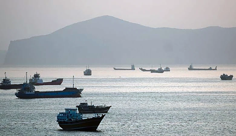 UAE says Iran cannot be trusted over Hormuz, peace efforts at an impasse