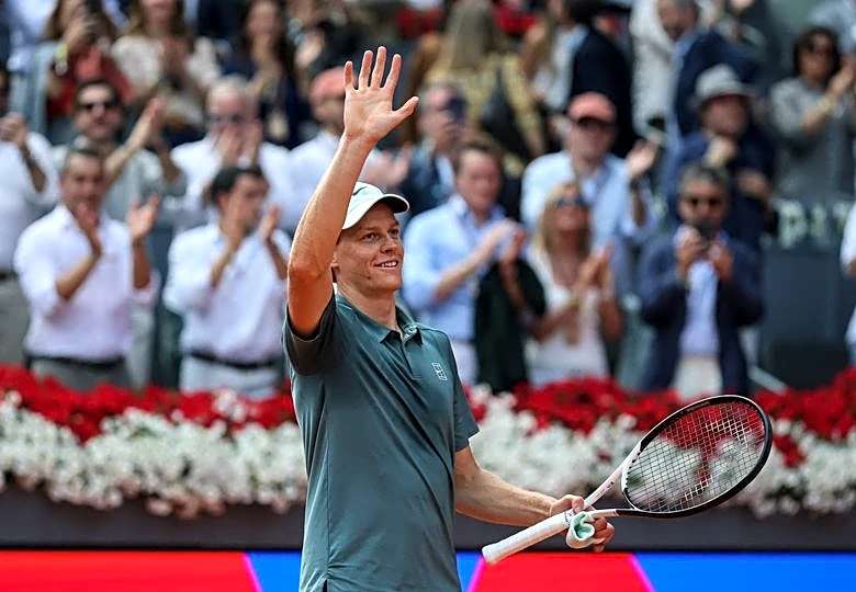 Tennis-Sinner cruises past Fils to reach Madrid Open final