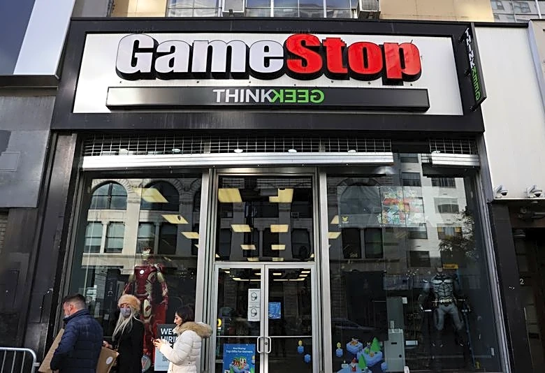 GameStop is preparing offer for eBay, WSJ reports