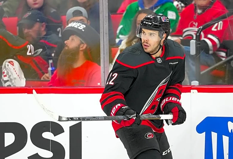 Canes keep rolling, blank Flyers to open East semifinal series