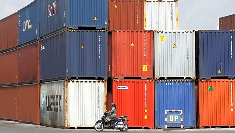 Asia finance leaders say they are ready to act to stem volatility risks