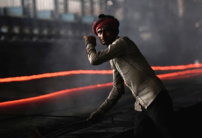 India's factory growth stays sluggish in April amid war-led soaring costs, PMI shows