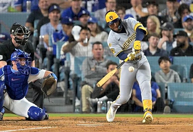 Brewers reinstate OF Jackson Chourio, 1B Andrew Vaughn