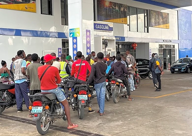 Explainer-Why is Mozambique's financial crisis going from bad to worse?