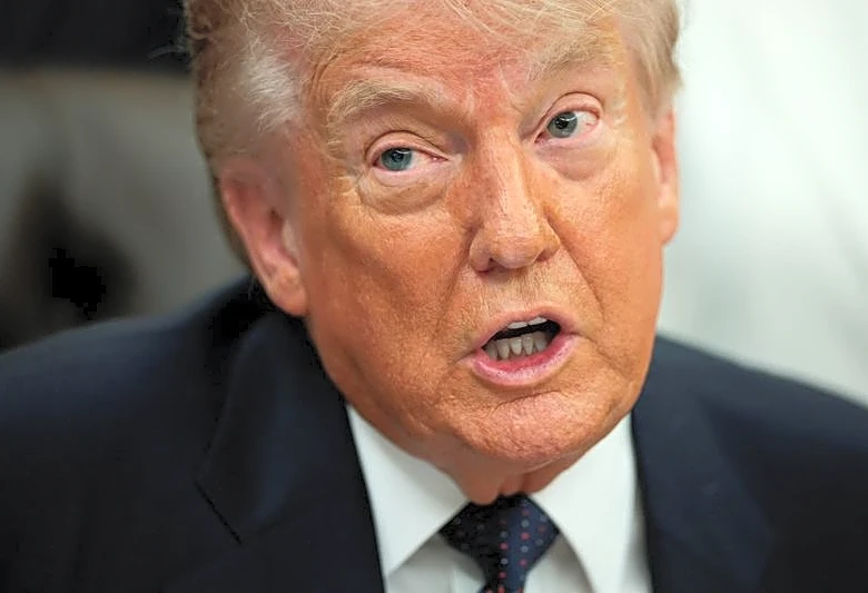 FAA contractor charged with making threat against Trump