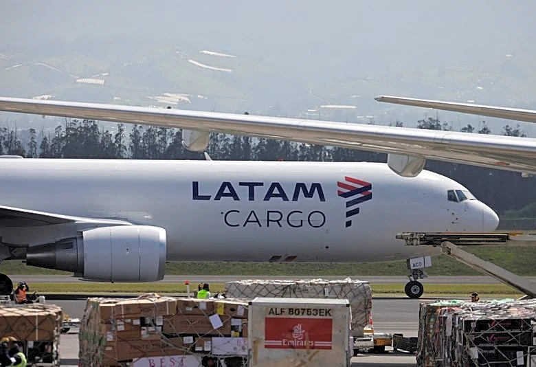 LATAM Airlines cuts 2026 earnings forecast as jet fuel shock lifts costs