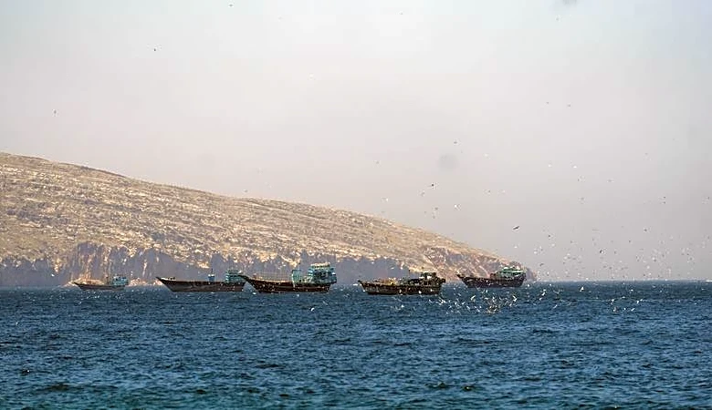 US dollar to remain stuck in range, dependent on the Strait of Hormuz: Reuters poll