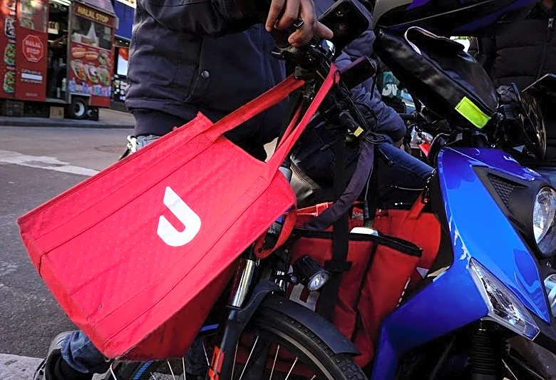 DoorDash forecasts quarterly order value above estimates